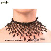 Sinister choker with black roses