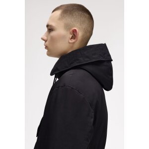 FRED PERRY Steppjacke mit aufgesetzten Taschen black