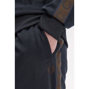 FRED PERRY Trainingshose mit Kontraststreifen navy / burnt tobacco