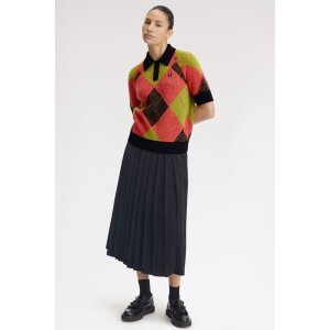 FRED PERRY AMY WINEHOUSE Brushed Argyle Knitted Shirt Flamingo Tan