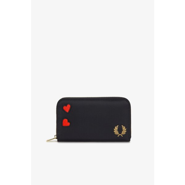 FRED PERRY Amy Nylon Wallet black, 79,90 € FRED PERRY Amy Nylon Wallet black, 79,90 €