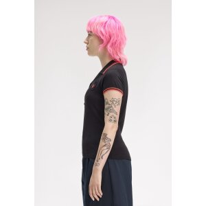 FRED PERRY AMY WINEHOUSE Foundation Strickshirt mit Tasche black