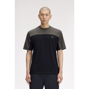 FRED PERRY Colour Block T-Shirt in Black