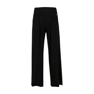 soot black