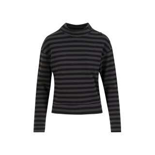black line stripes